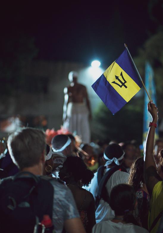 Pontos turísticos de Bajan - tudo sobre a vida noturna